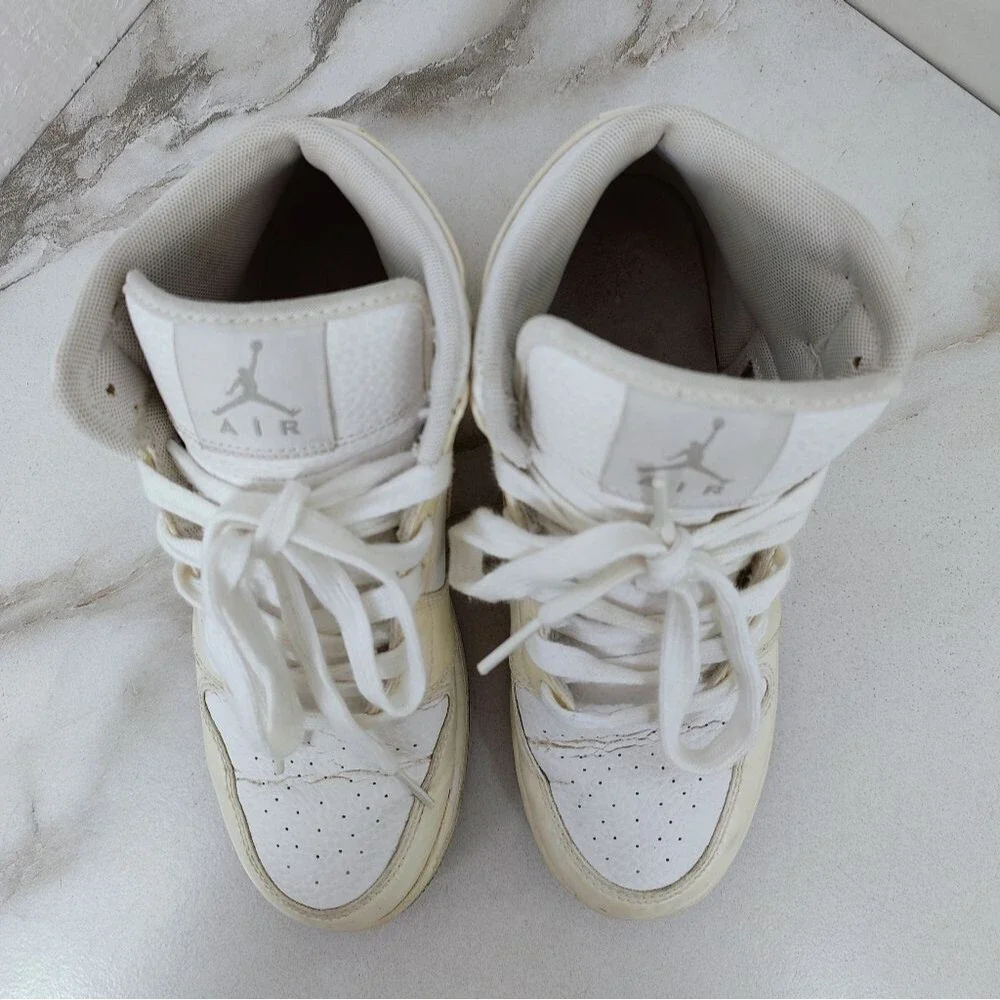 Nike Kids' Air Jordan 1 Retro Phat Mid White Cream Basketball Sneakers, 5.5Y
